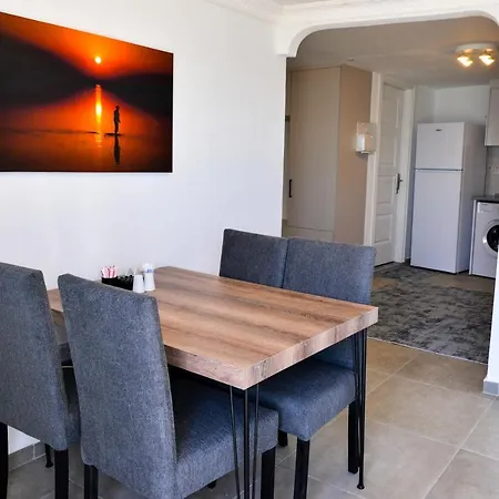 Luxuriant Kyrenia * 凯里尼亚