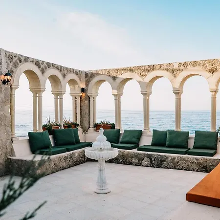 Luxuriant Kyrenia Villa *