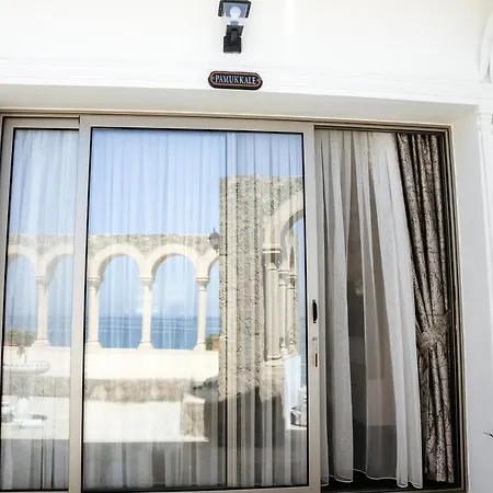 Luxuriant Kyrenia Villa Girne