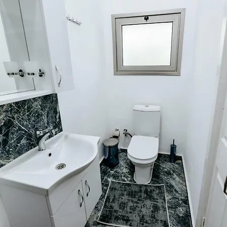 Villa Luxuriant Kyrenia *