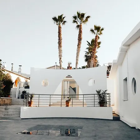 Luxuriant Kyrenia Villa *