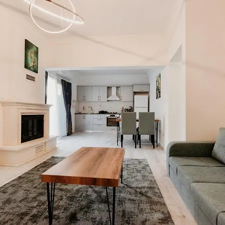 Luxuriant Kyrenia Villa Kyrenia (Northern Cyprus)