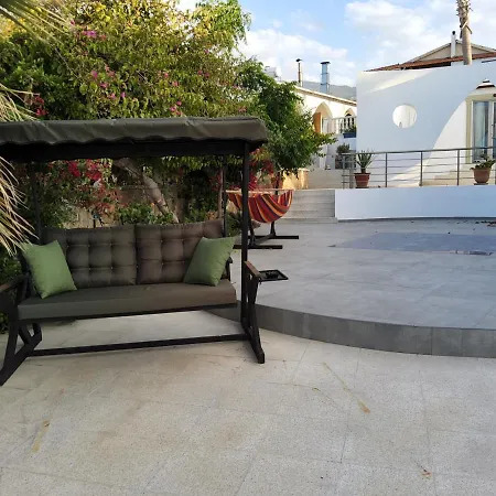 Luxuriant Kyrenia Villa *