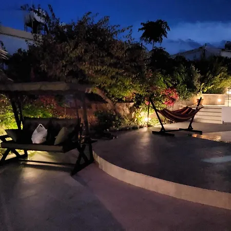 Villa Luxuriant Kyrenia *