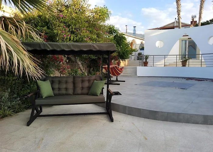 Villa Luxuriant Kyrenia *