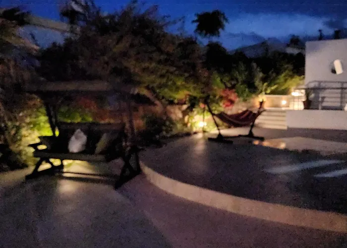 Luxuriant Kyrenia Villa *