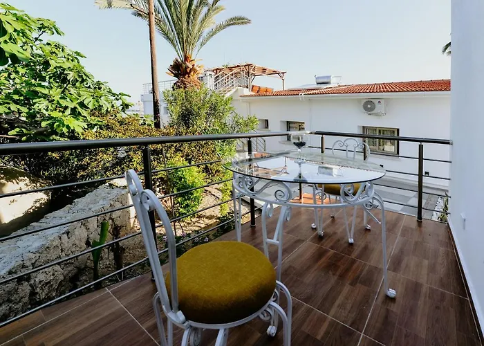 Luxuriant Kyrenia Вилла *