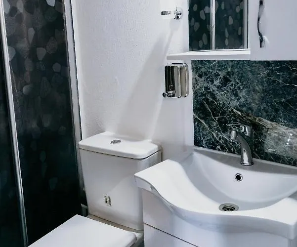 Luxuriant Kyrenia Кирения