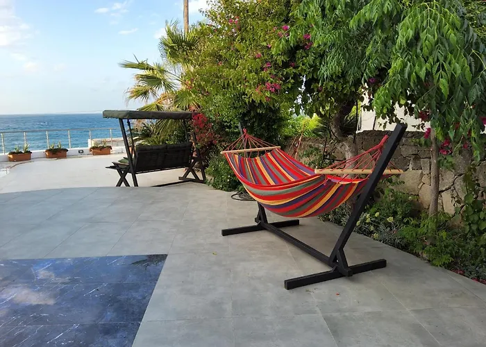 Luxuriant Kyrenia Кирения